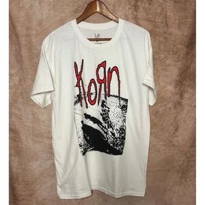 Korn Band T-Shirt Graphic Logo Tee Mens L White Nu Metal Rock NWOT
